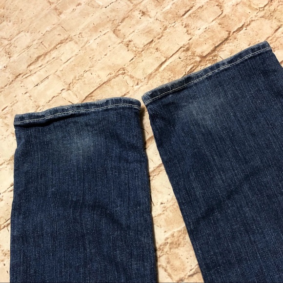 True Religion Slim Straight Leg Jeans - Picture 7 of 8